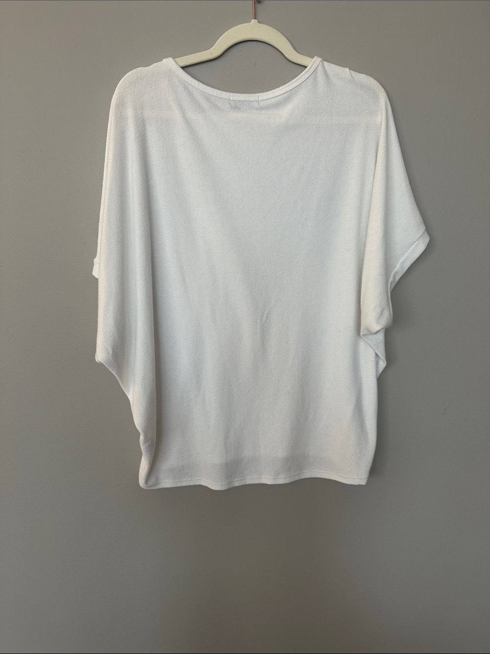 Michael Stars White Relaxed Short-Sleeve Tee - Picture 5 of 5